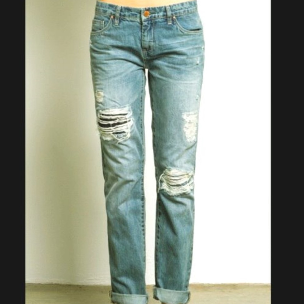 BLANK NYC Boyfriend Jeans Size 26